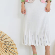 Load image into Gallery viewer, White Knitted Skirt - UK14