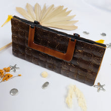 Load image into Gallery viewer, Coconut Handbag