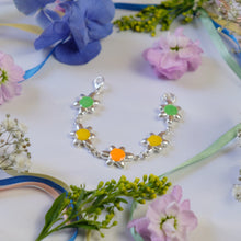 Load image into Gallery viewer, Silver Plated Flower Bracelet